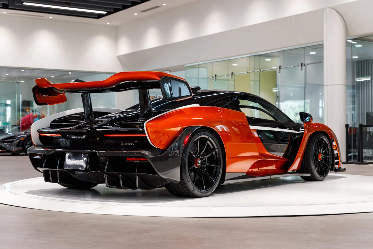 2019 McLaren Senna MSO, 12/30