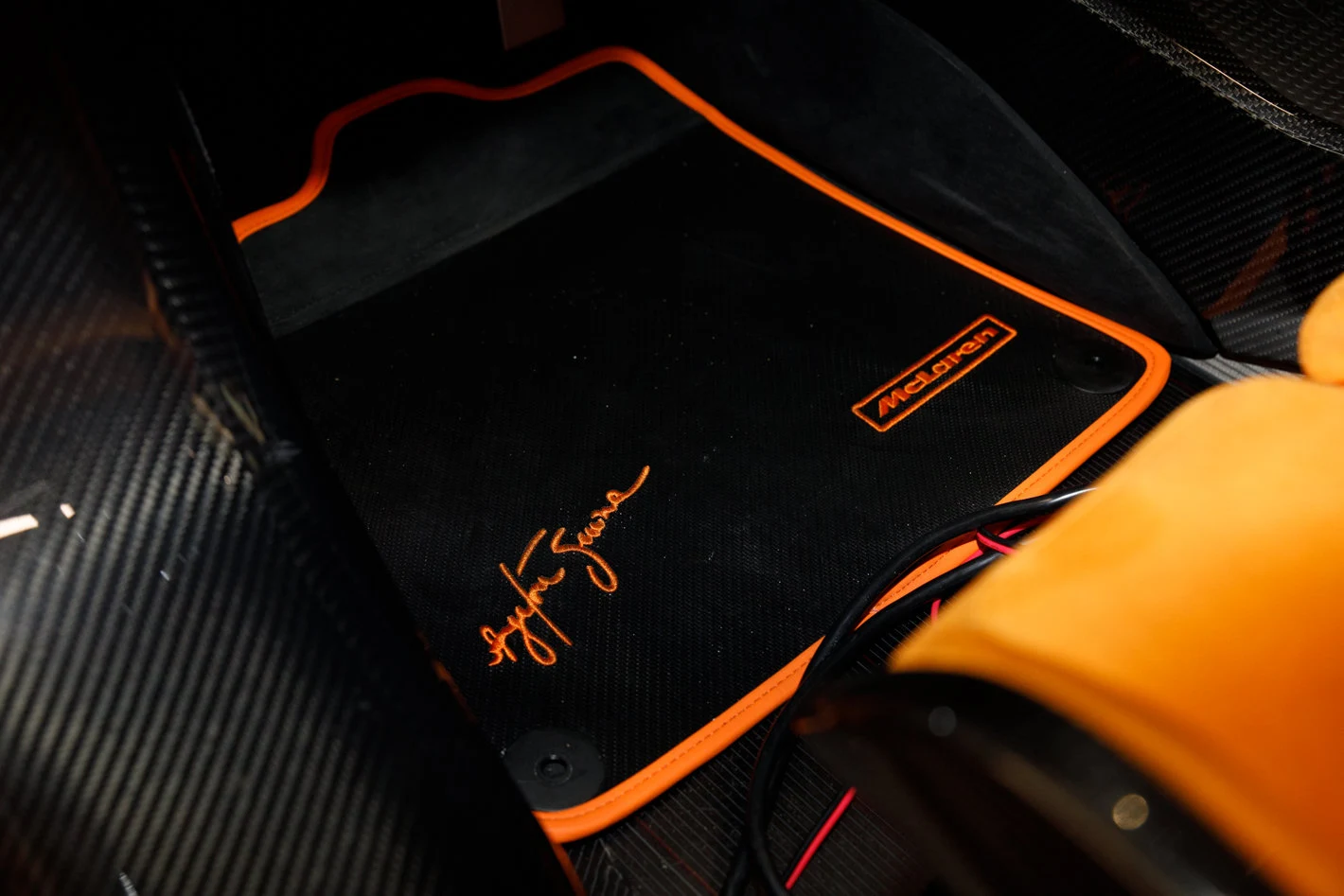 2019 McLaren Senna MSO, 20/30