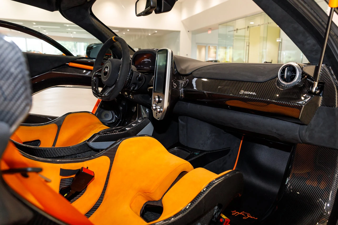 2019 McLaren Senna MSO, 29/30