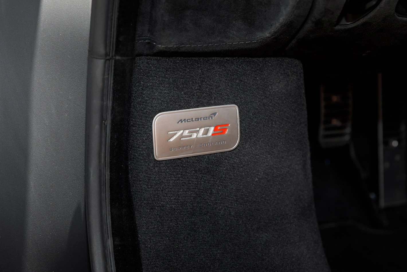 2025 McLaren 750S, 28/30