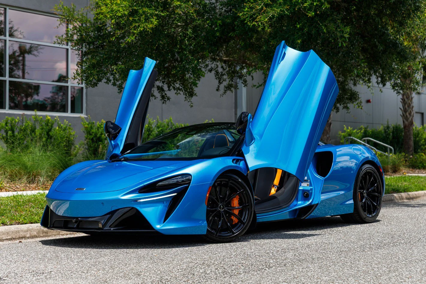 2026 McLaren Artura Spider TechLux, 28/30