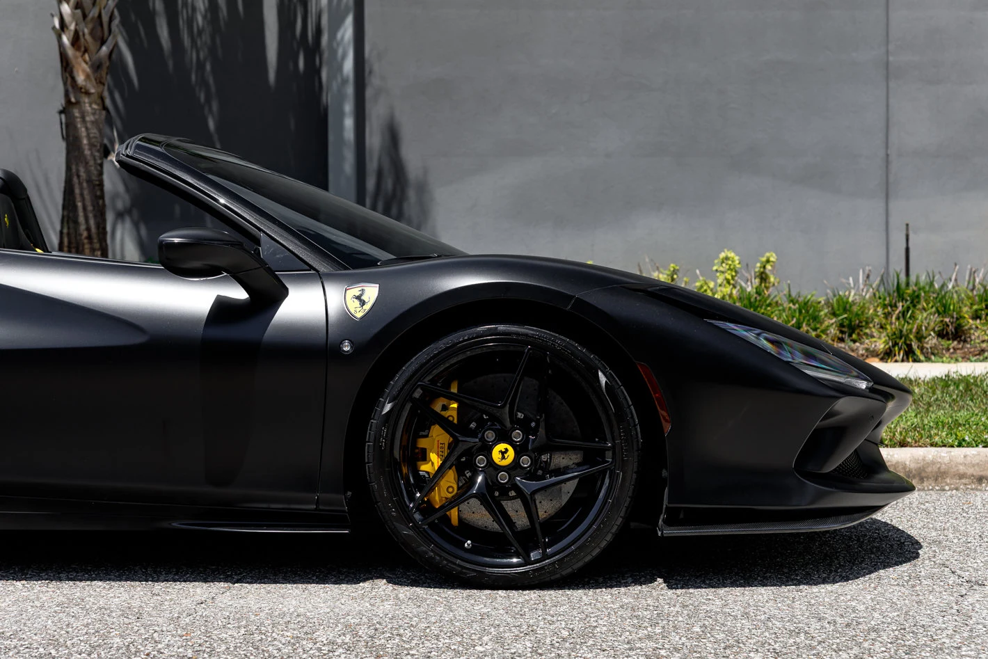2022 Ferrari F8 Spider, 9/30