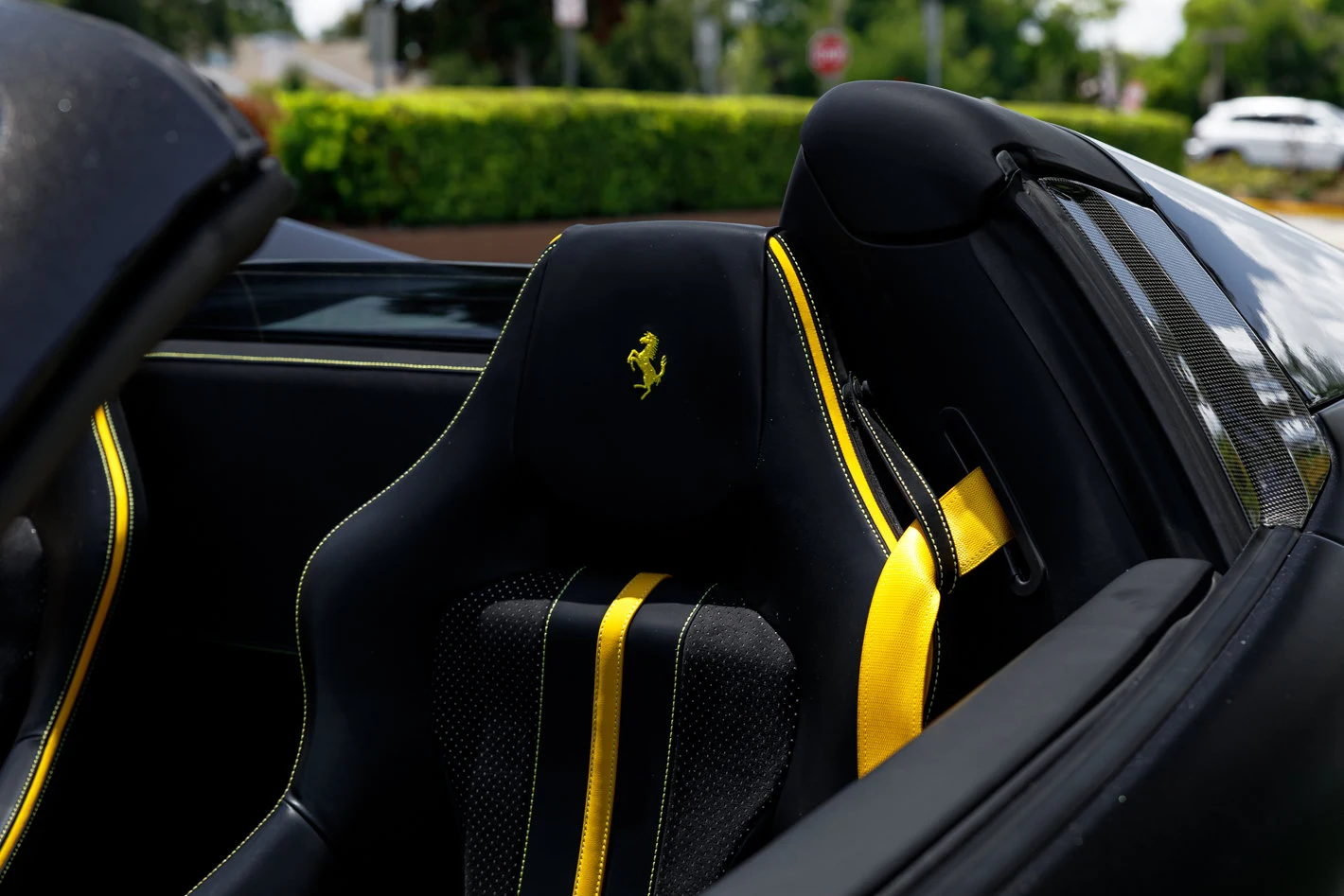 2022 Ferrari F8 Spider, 11/30