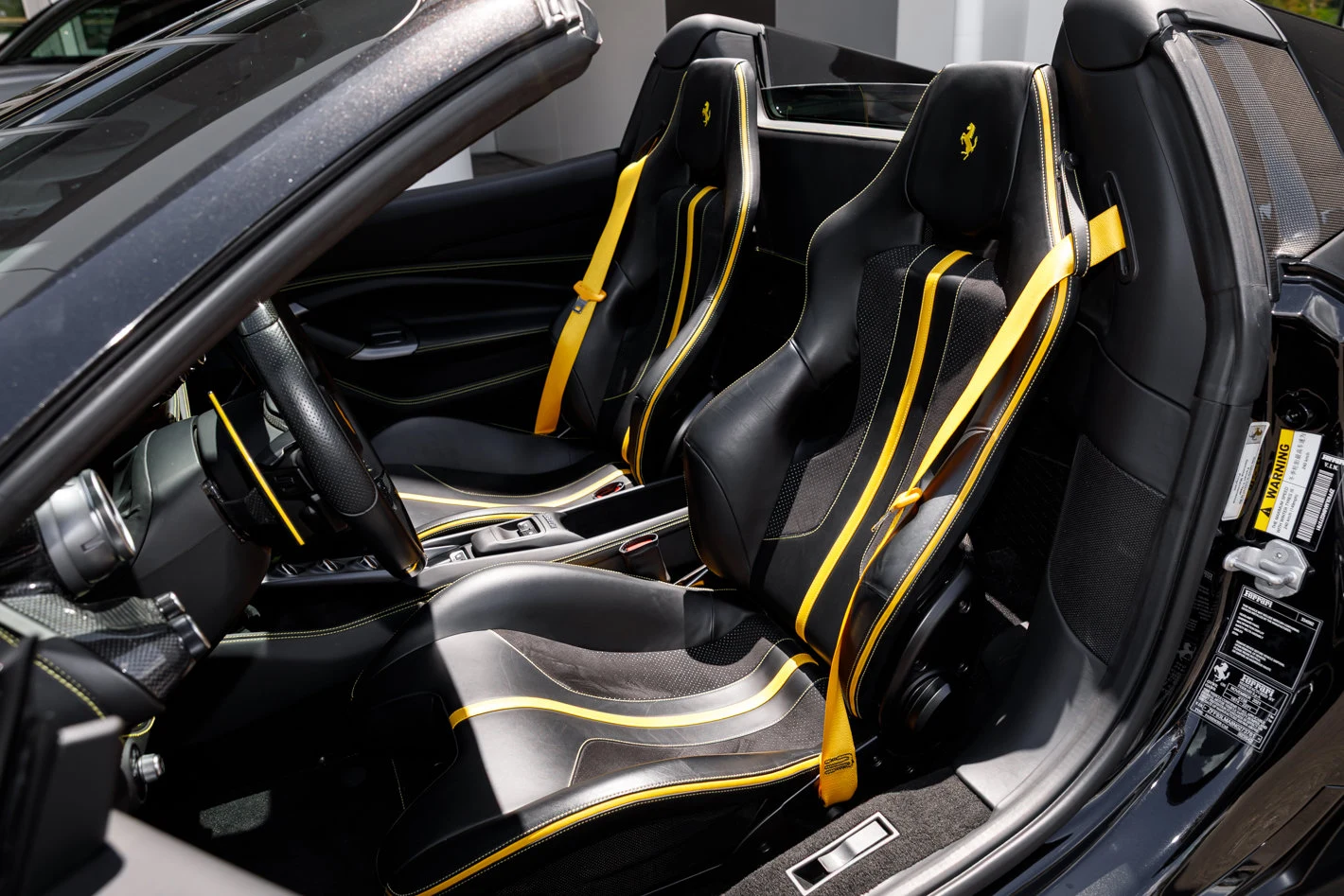 2022 Ferrari F8 Spider, 25/30