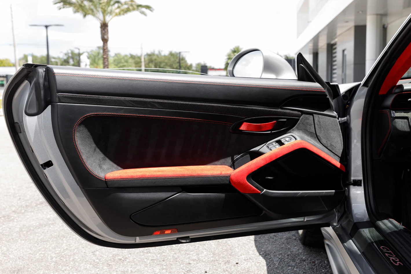 2018 Porsche 911 (991.2) GT2 RS, 24/30