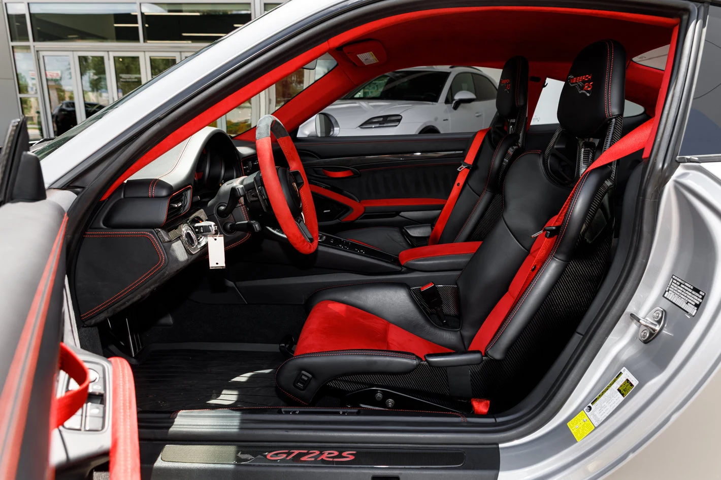 2018 Porsche 911 (991.2) GT2 RS, 25/30