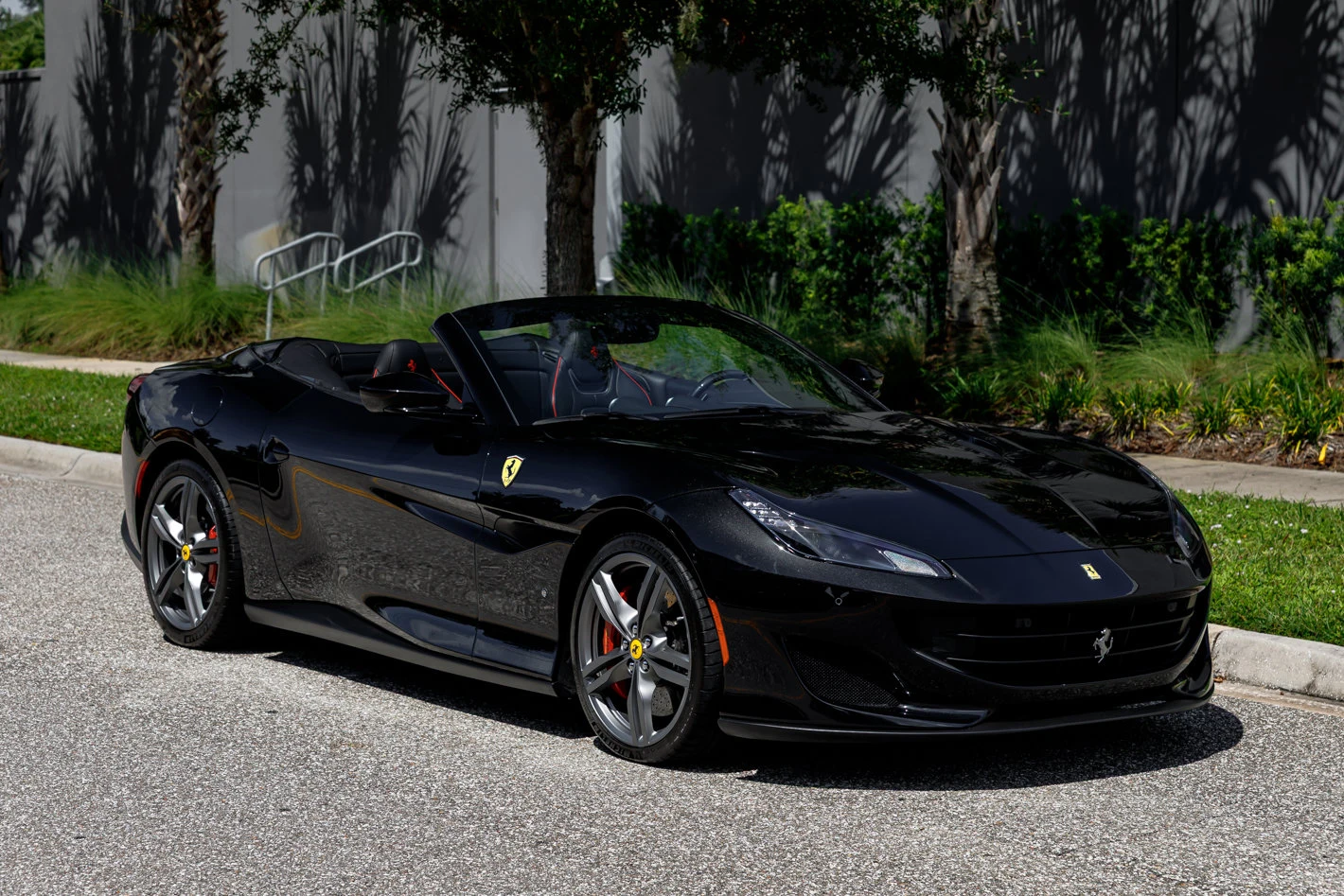 Ferrari Portofino | McLaren Orlando