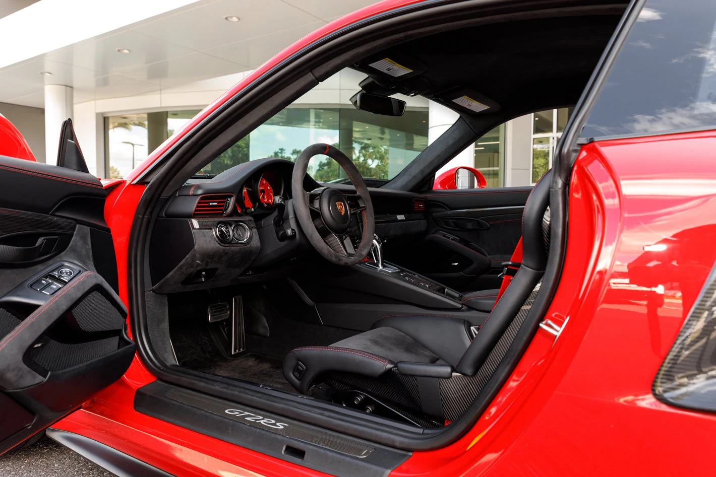 2018 Porsche 911 (991.2) GT2 RS, 8/30