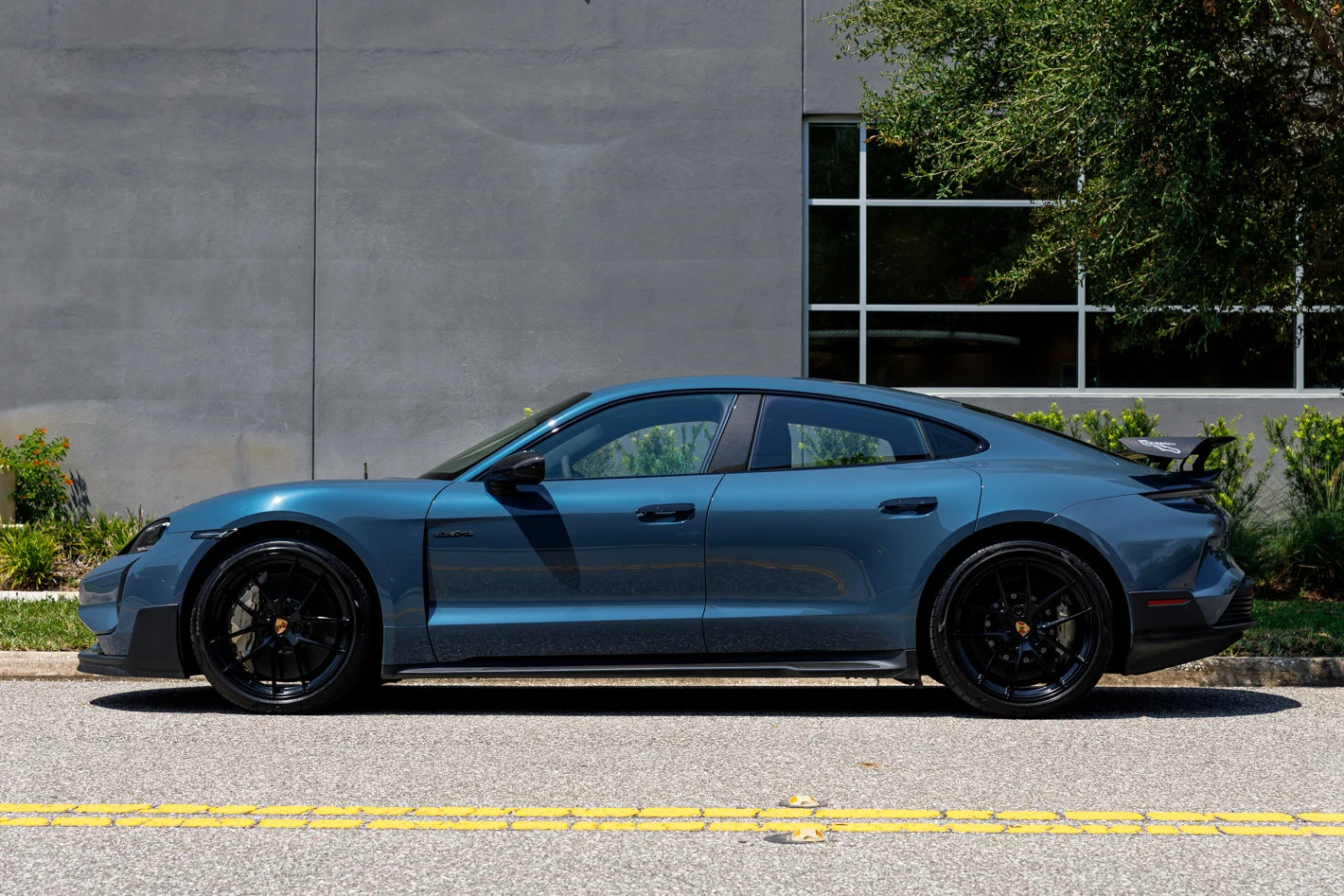 2025 Porsche Taycan Turbo GT Weissach Package, 11/30