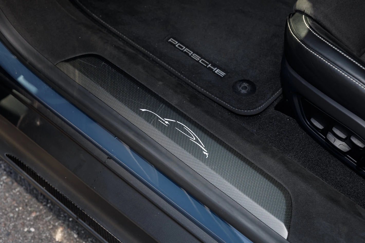 2025 Porsche Taycan Turbo GT Weissach Package, 20/30
