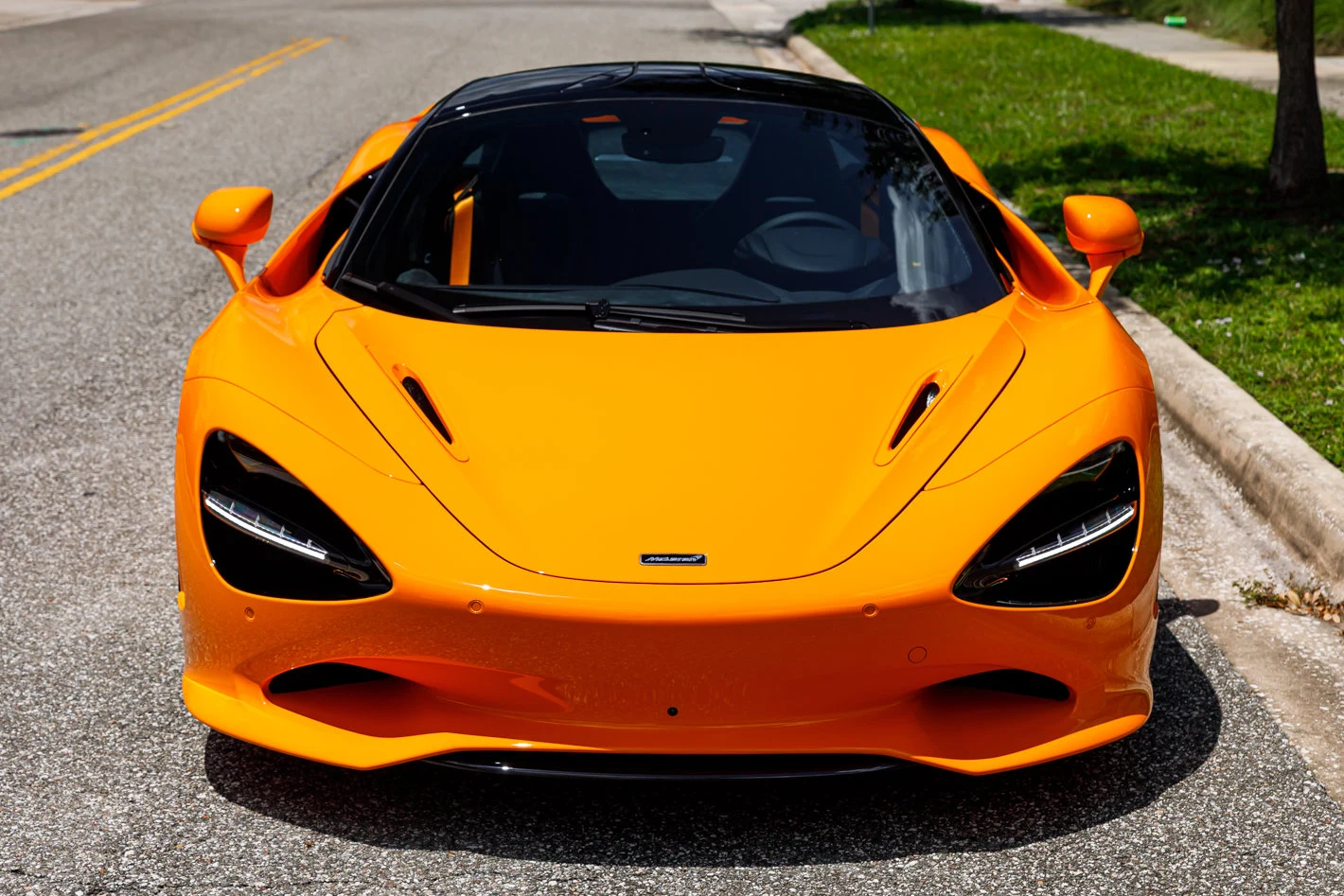 2027 McLaren 750S, 2/30