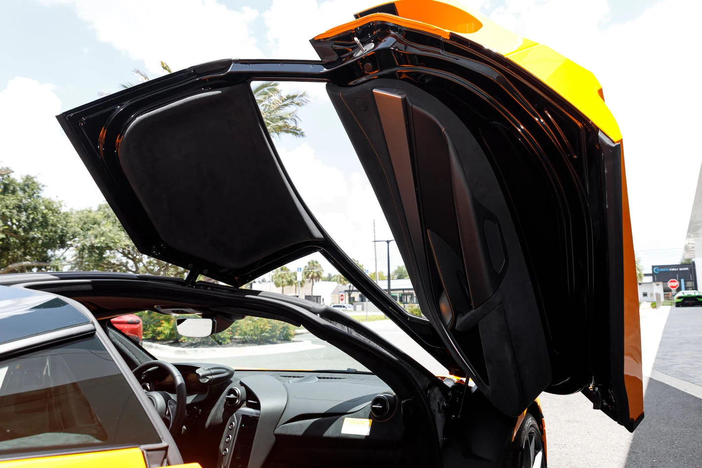 2027 McLaren 750S, 29/30