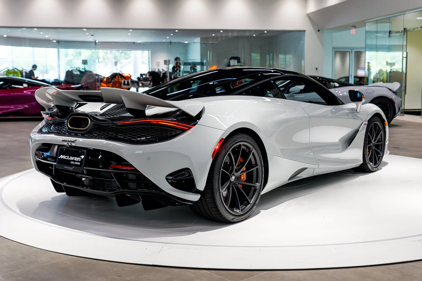 2027 McLaren 750S Performance, 3/30
