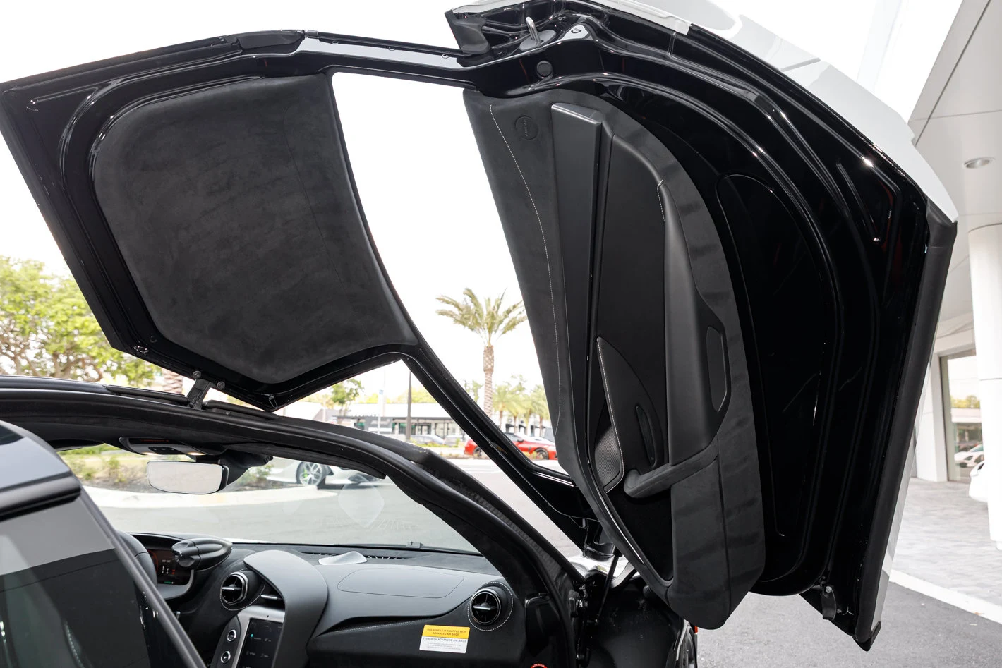 2027 McLaren 750S Performance, 14/30