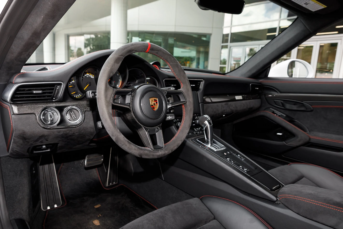 2018 Porsche 911 (991.2) GT2 RS, 27/30