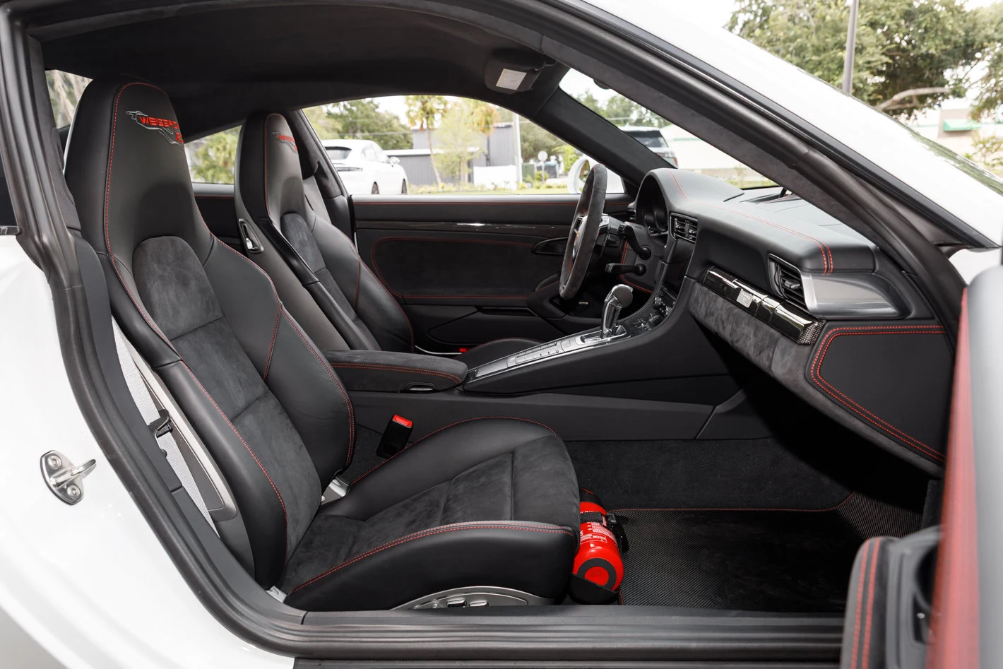2018 Porsche 911 (991.2) GT2 RS, 29/30