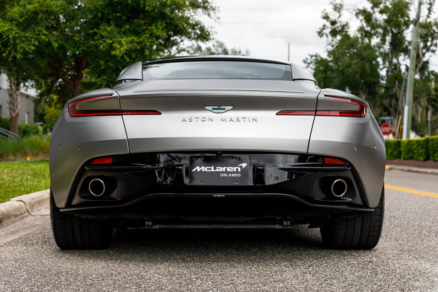 2024 Aston Martin DB12, 6/30