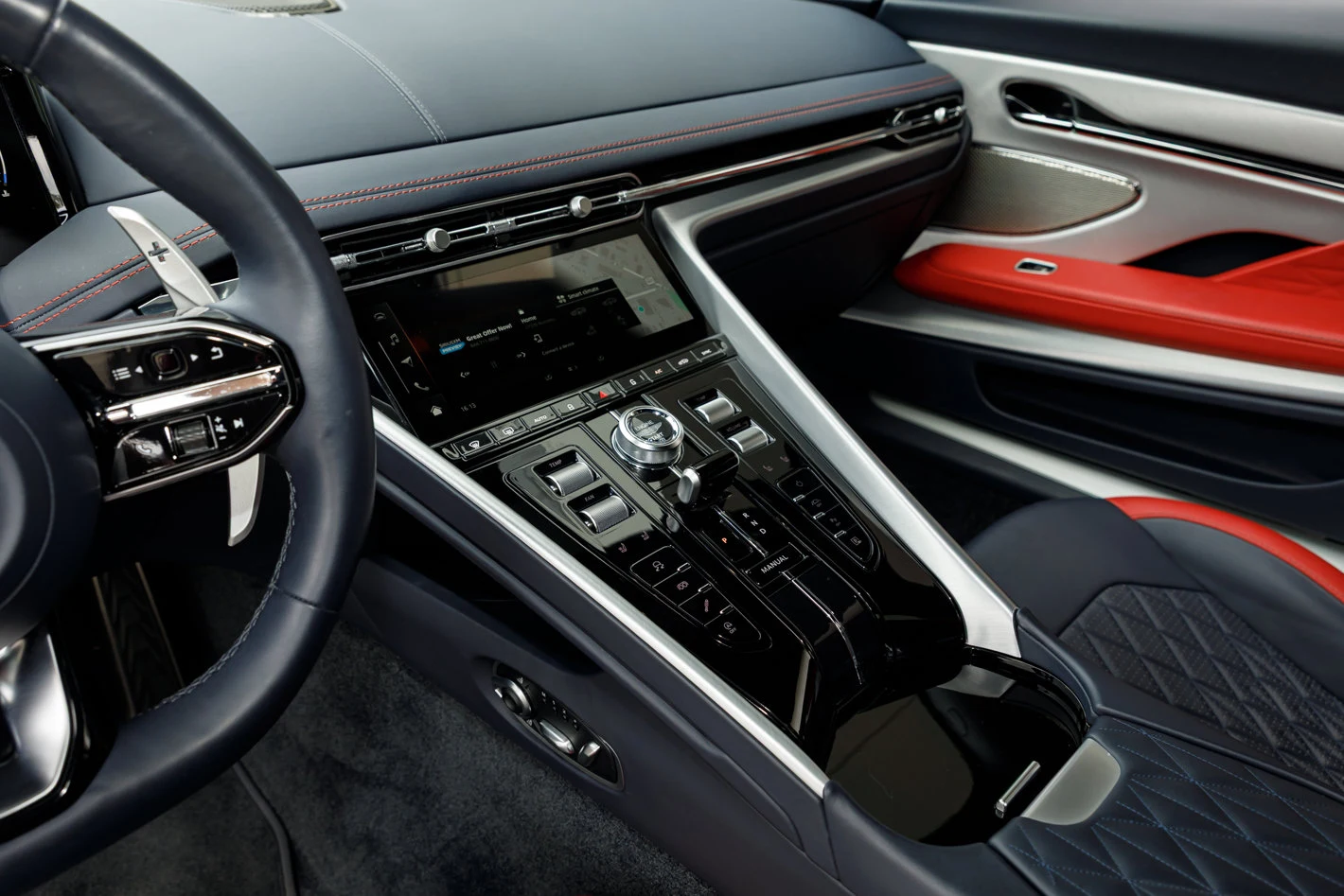 2024 Aston Martin DB12, 22/30