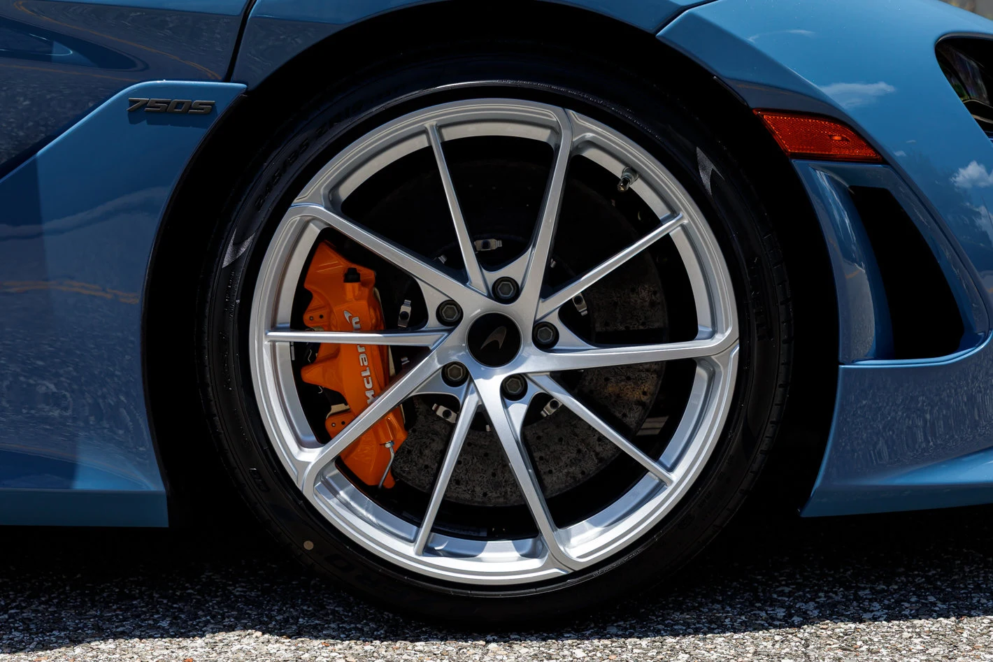 2027 McLaren 750S, 8/30