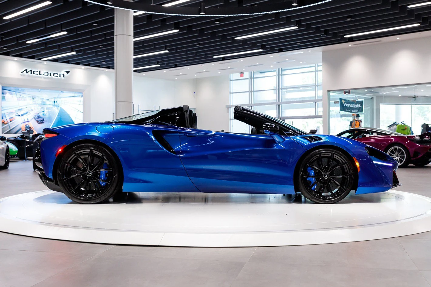 2026 McLaren Artura Spider Performance, 9/30