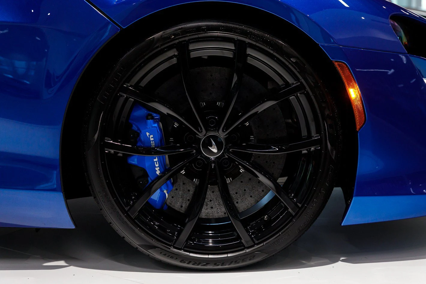 2026 McLaren Artura Spider Performance, 10/30