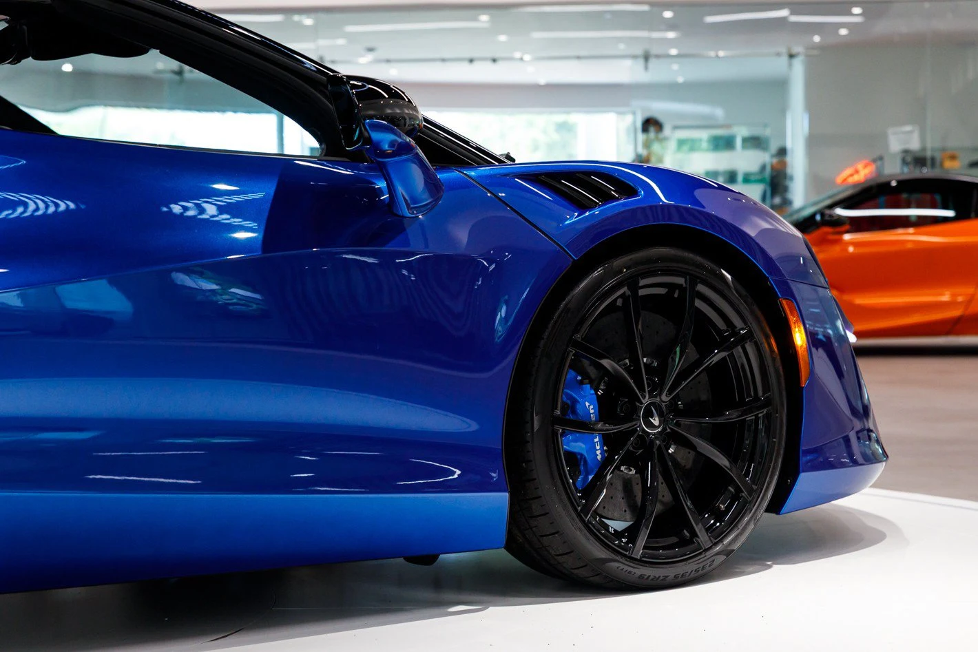 2026 McLaren Artura Spider Performance, 11/30