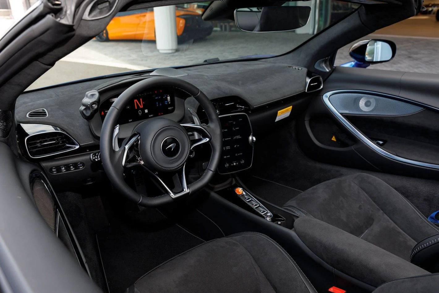 2026 McLaren Artura Spider Performance, 27/30