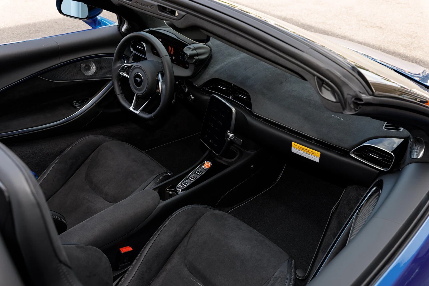 2026 McLaren Artura Spider Performance, 28/30