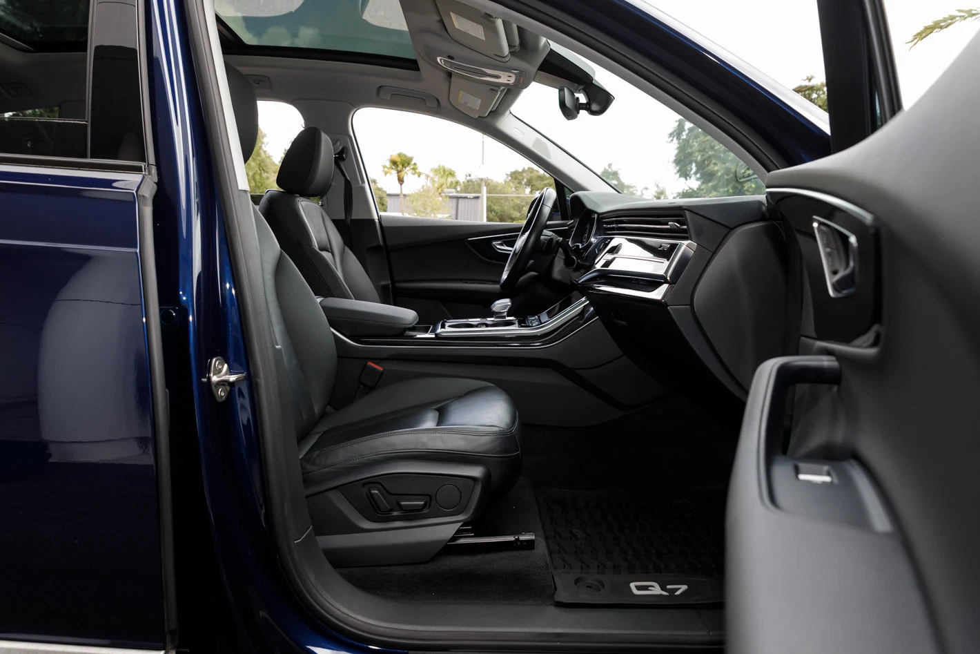 2022 Audi Q7 55 Premium Plus (4M), 29/30
