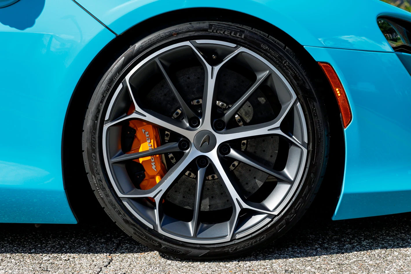 2026 McLaren Artura Spider TechLux, 6/30