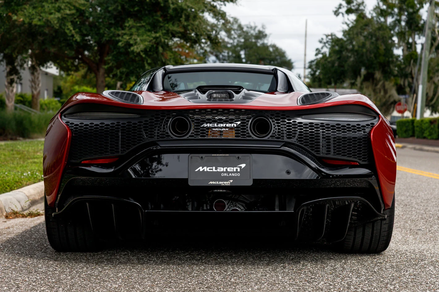 2027 McLaren Artura Spider TechLux, 4/30