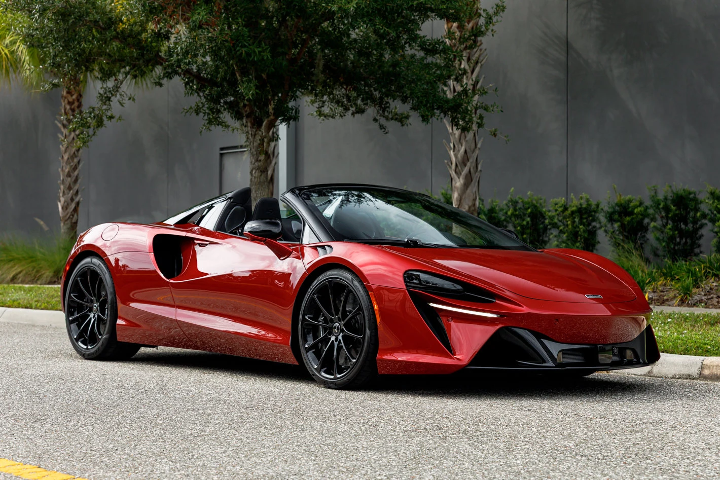2027 McLaren Artura Spider TechLux, 5/30