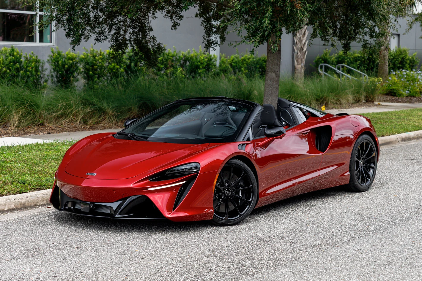 2027 McLaren Artura Spider TechLux, 10/30
