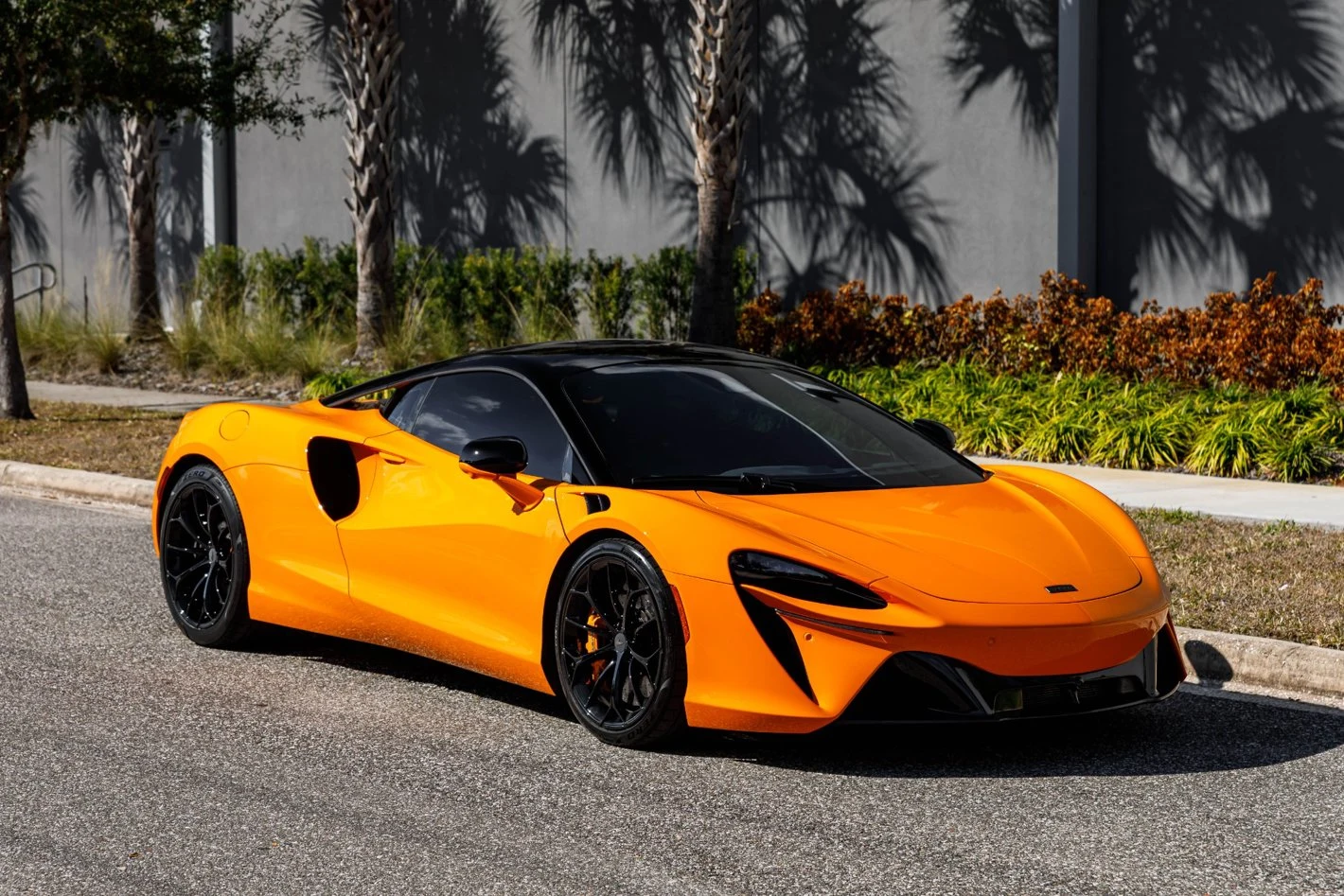 2025 McLaren Artura Performance, 5/30