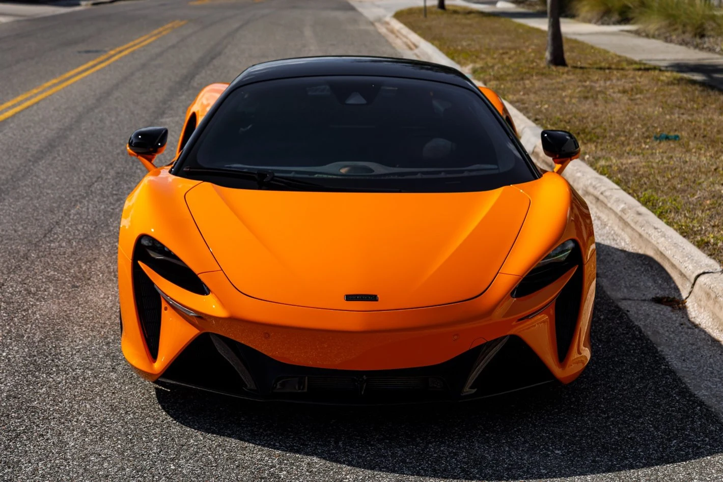 2025 McLaren Artura Performance, 6/30