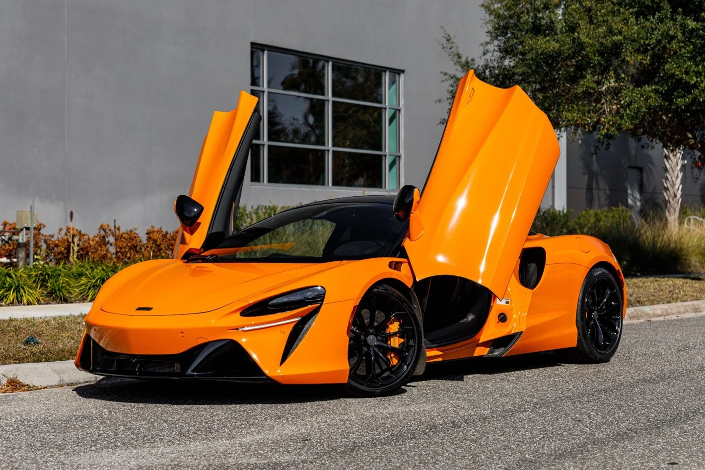2025 McLaren Artura Performance, 26/30