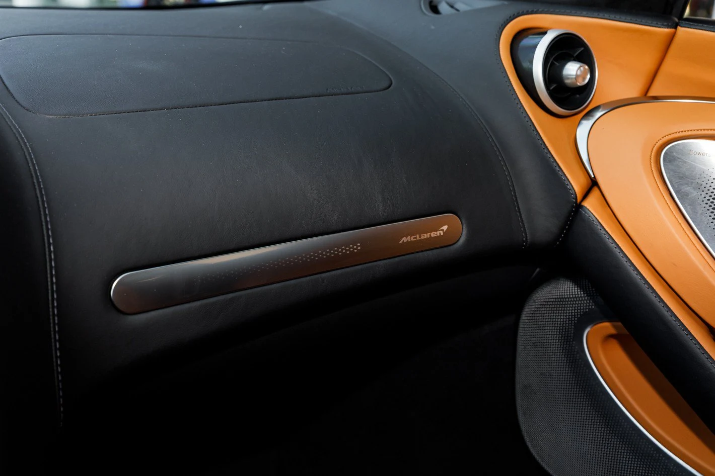2025 McLaren GTS TechLux, 28/30