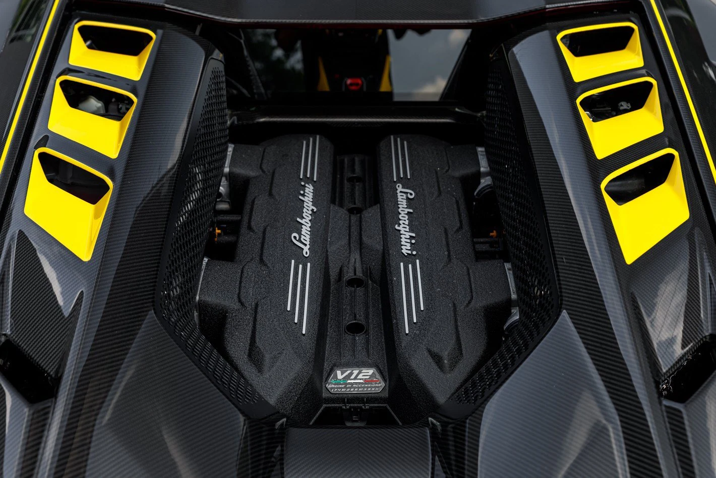 2025 Lamborghini Revuelto, 13/30