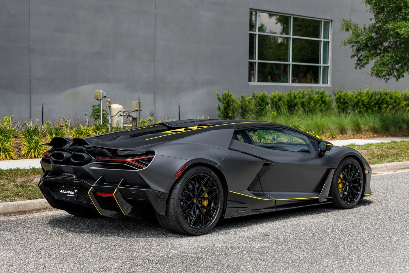 2025 Lamborghini Revuelto, 16/30