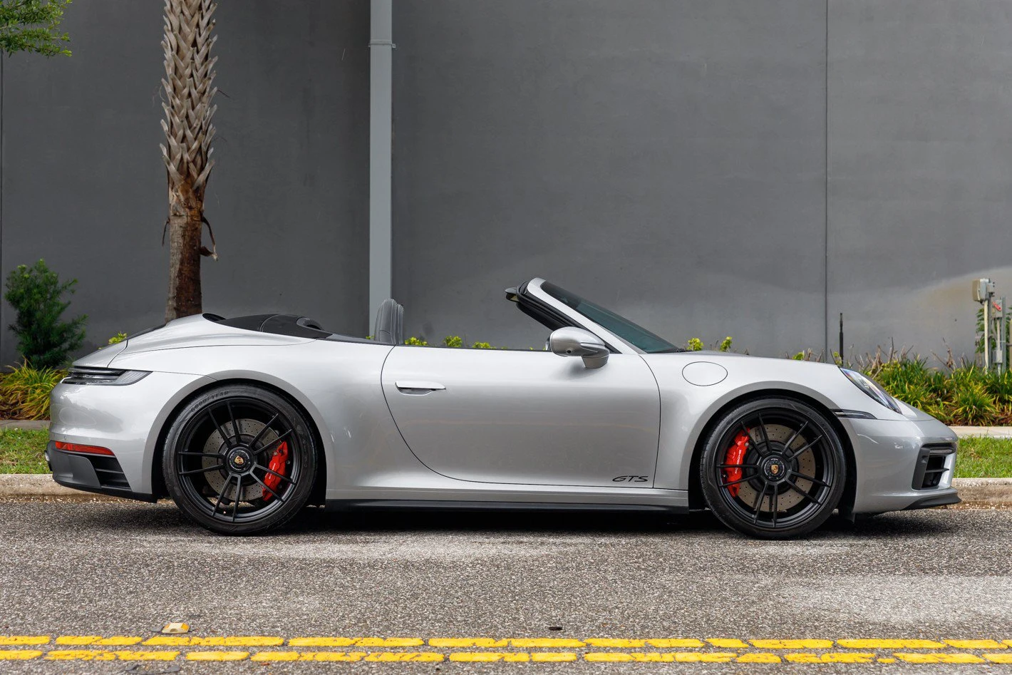 2022 Porsche 911 (992.1) Carrera GTS Cabriolet, 7/30
