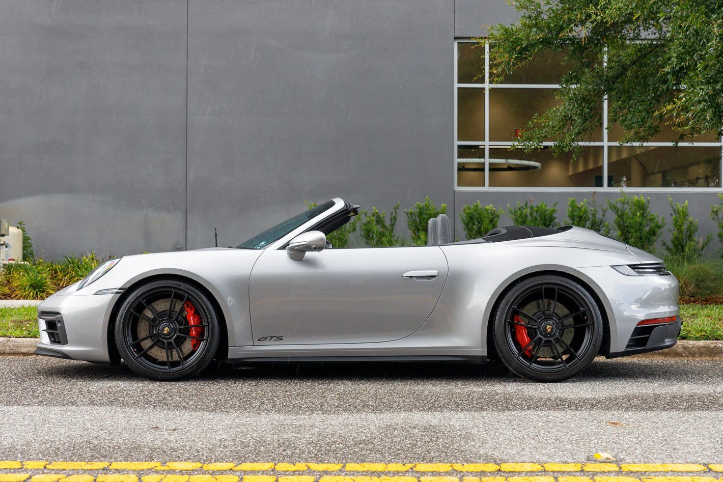 2022 Porsche 911 (992.1) Carrera GTS Cabriolet, 16/30