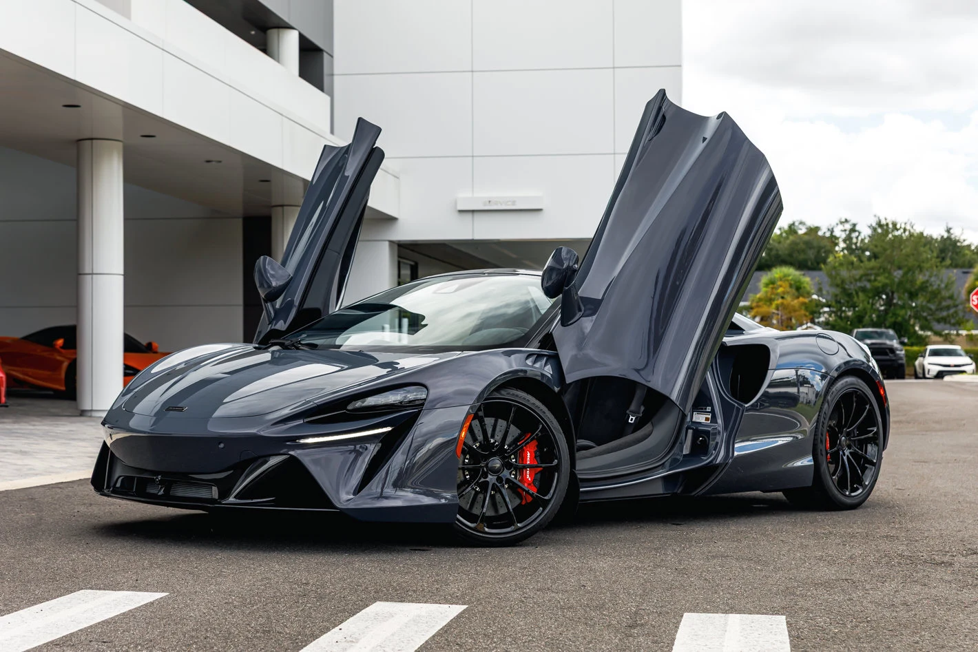 2026 McLaren Artura Spider Performance, 2/27