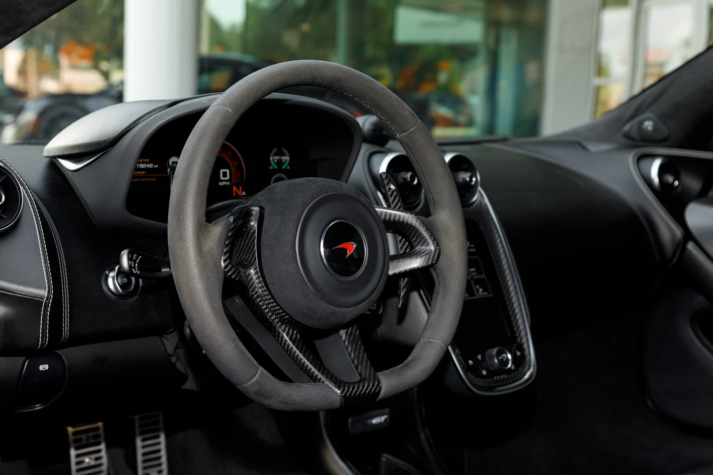 2018 McLaren 570GT, 24/30