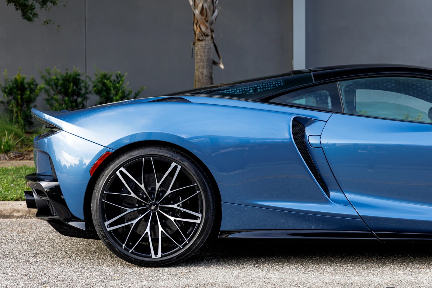 2027 McLaren GTS, 6/30