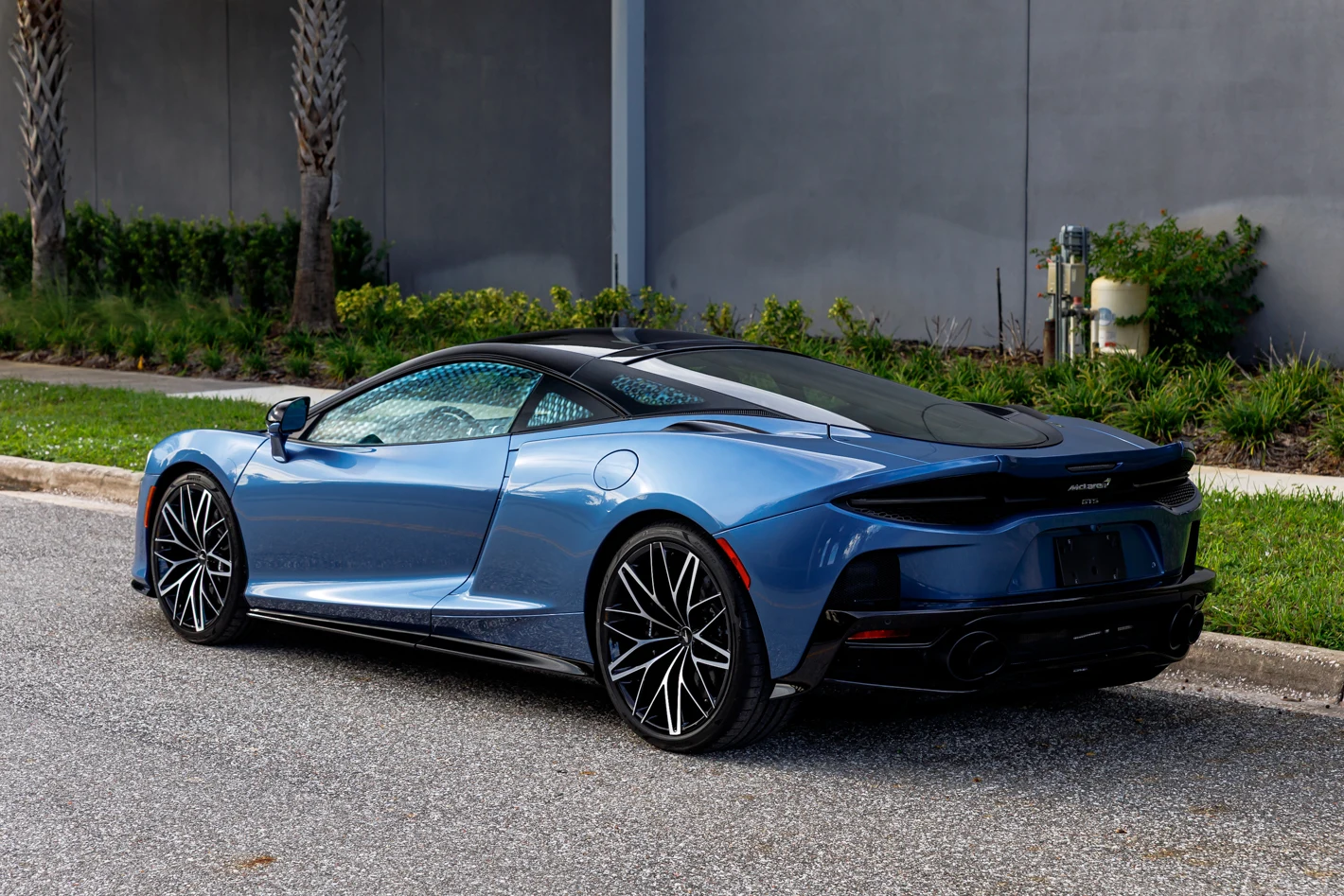 2027 McLaren GTS, 13/30
