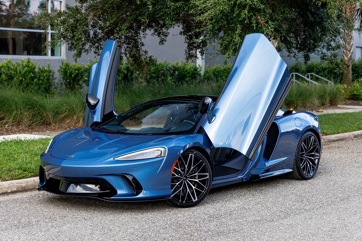 2027 McLaren GTS, 17/30