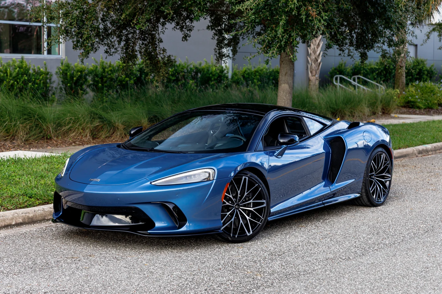 2027 McLaren GTS, 18/30