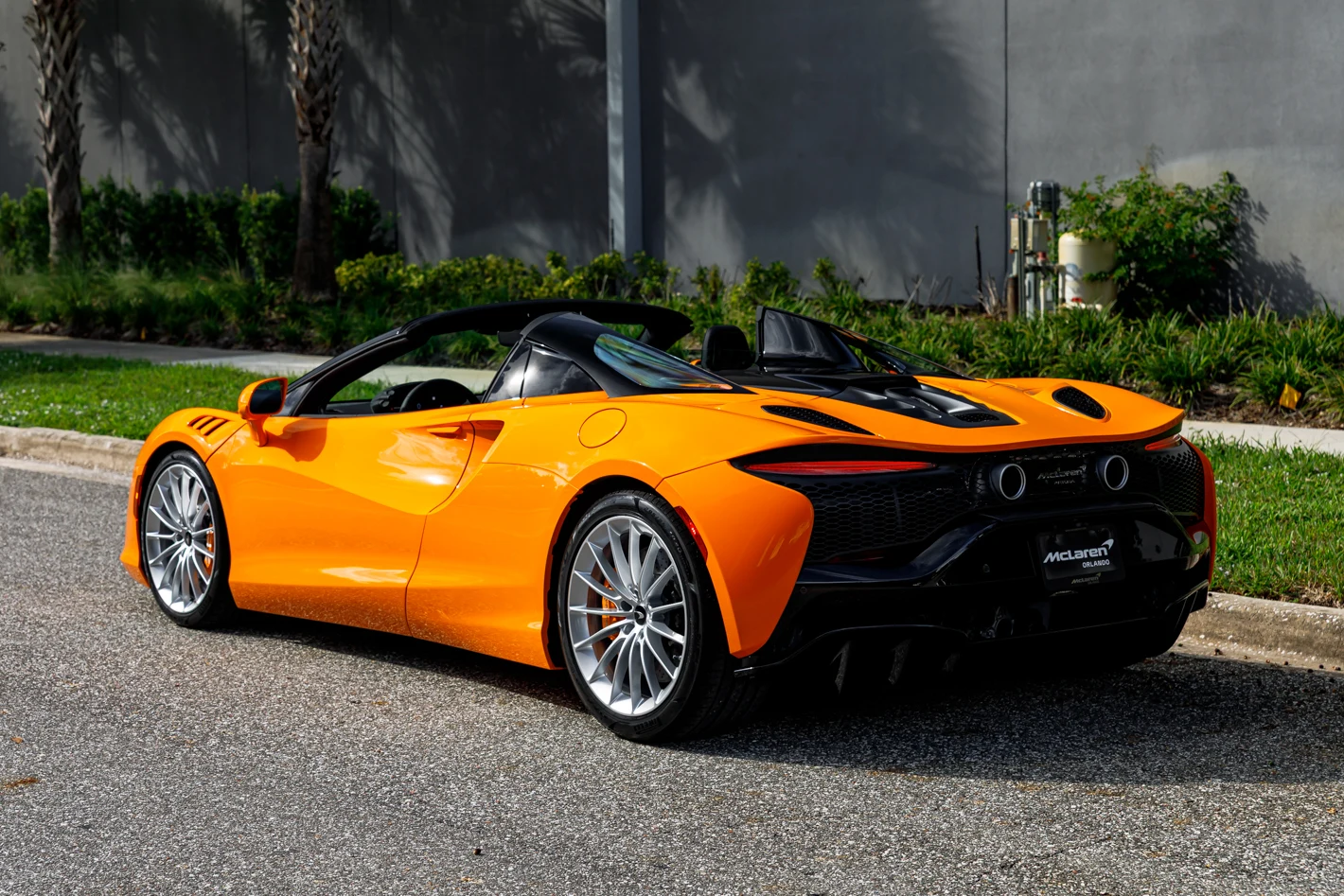 2027 McLaren Artura Spider TechLux, 17/30