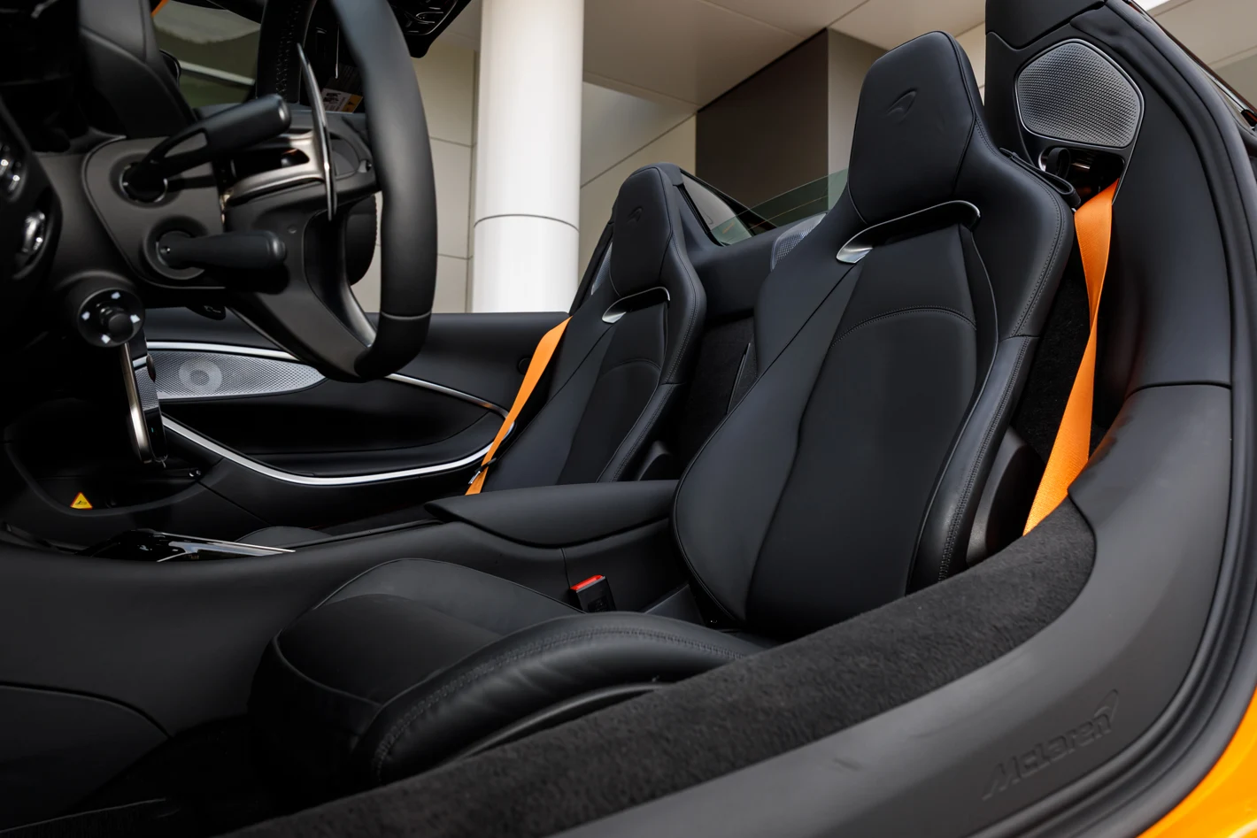 2027 McLaren Artura Spider TechLux, 24/30