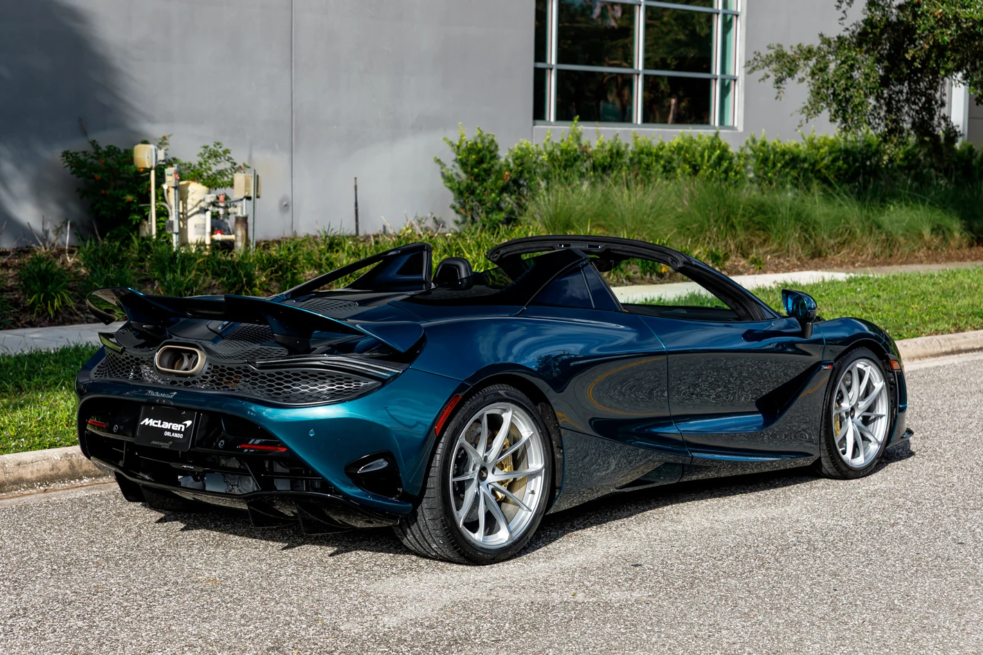 2027 McLaren 750S Spider TechLux, 7/30
